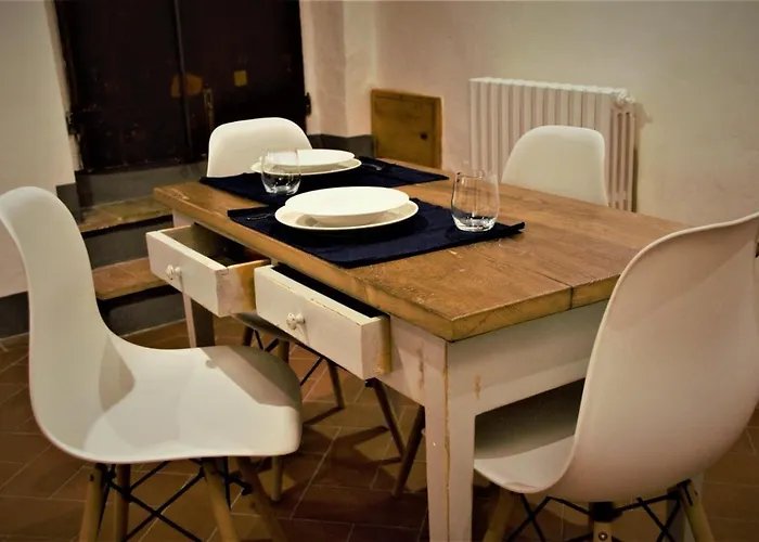 Uscio E Bottega